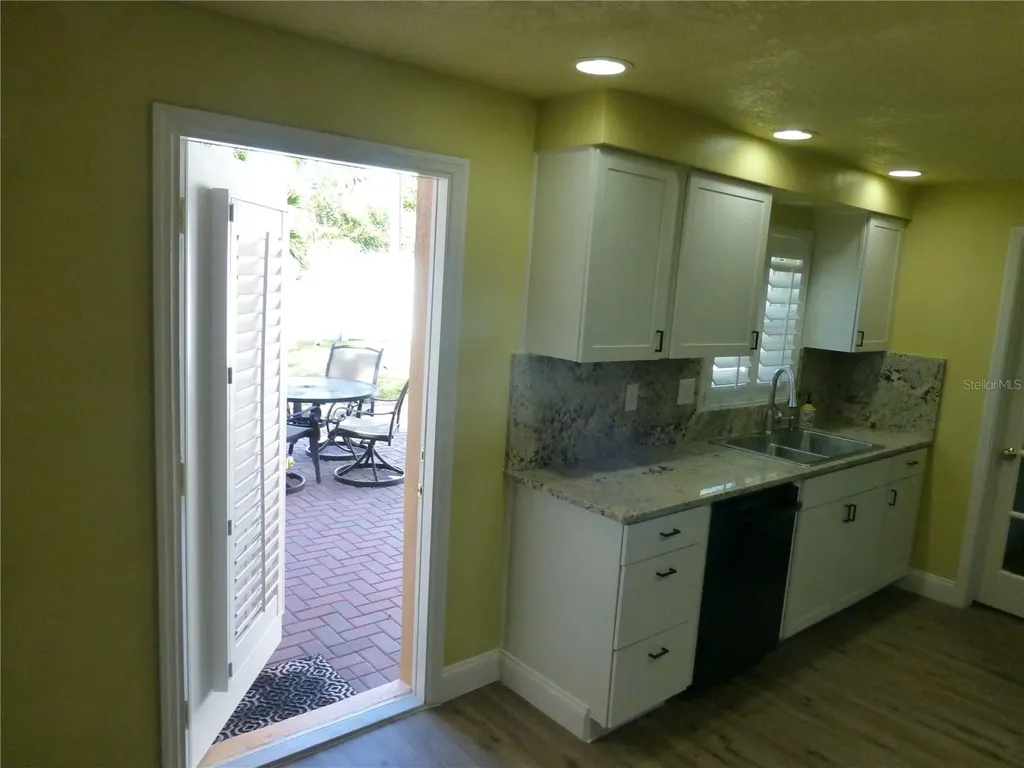 752 Patricia Avenue Dunedin FL 34698