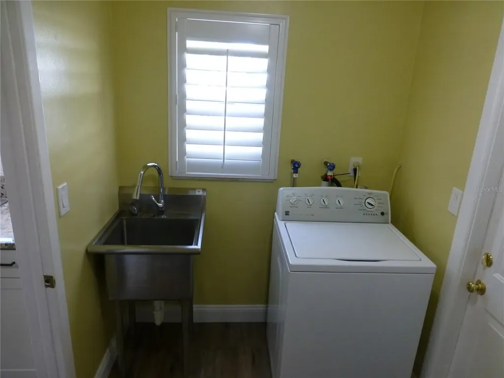 752 Patricia Avenue Dunedin FL 34698