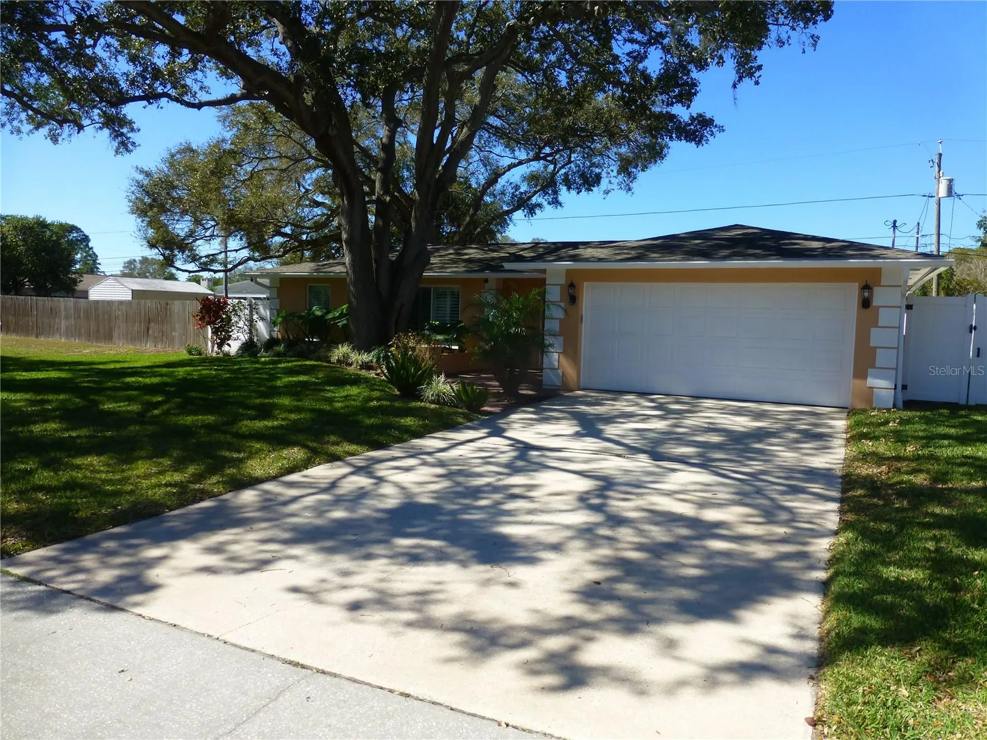 752 Patricia Avenue Dunedin FL 34698