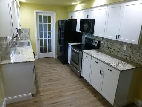 752 Patricia Avenue Dunedin FL 34698