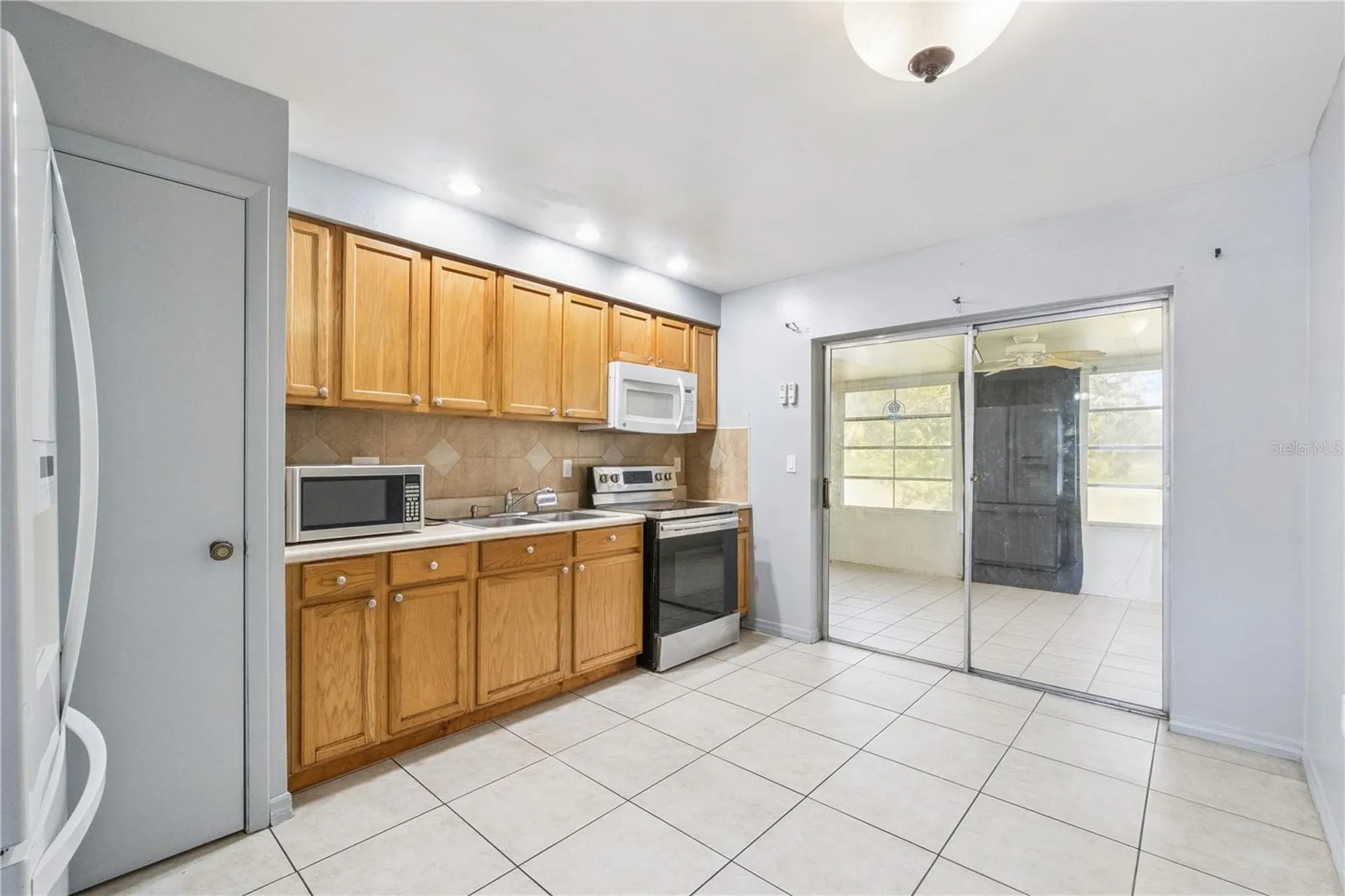25 Lake Villa Way Kissimmee FL 34743