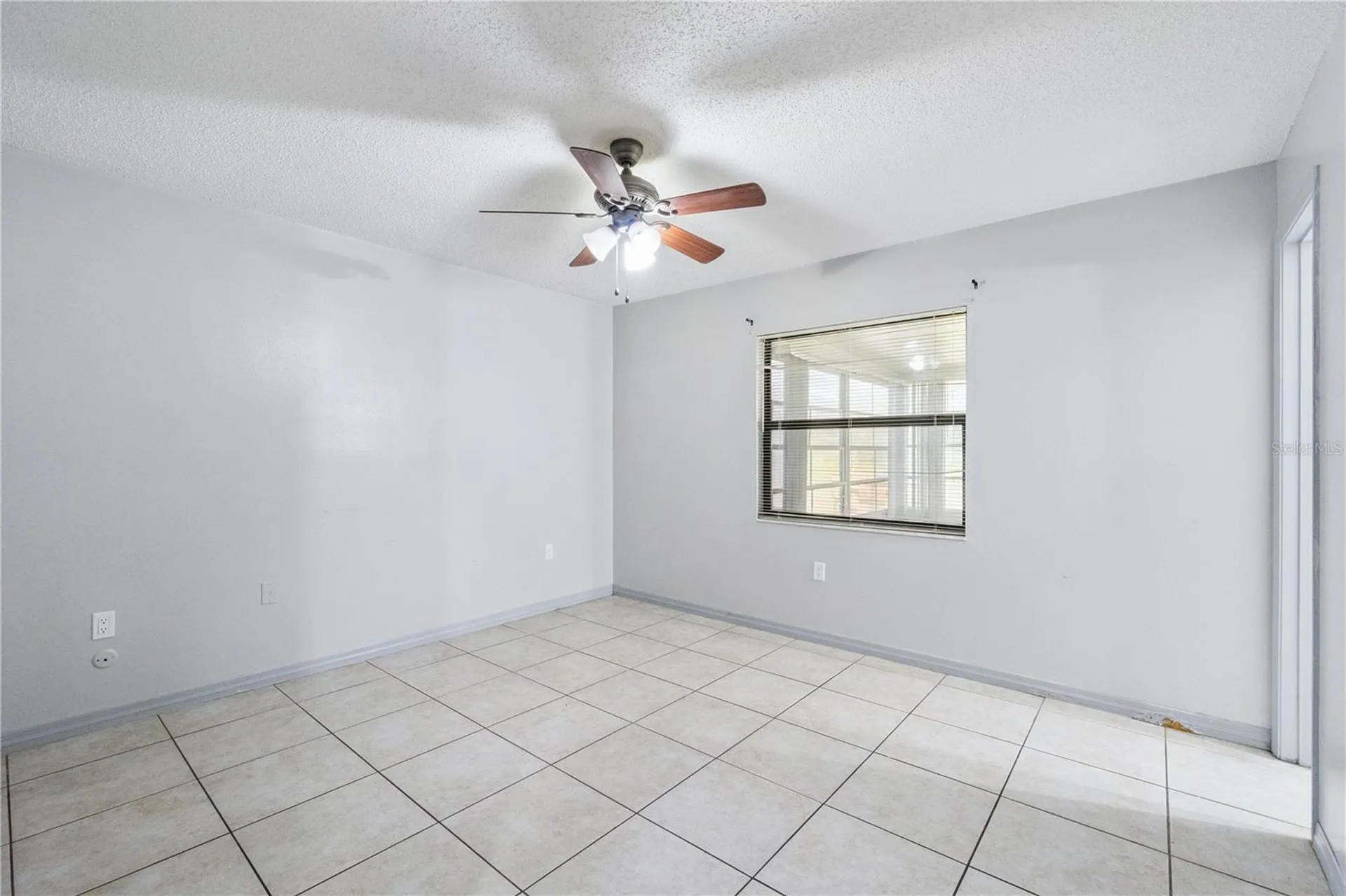 25 Lake Villa Way Kissimmee FL 34743
