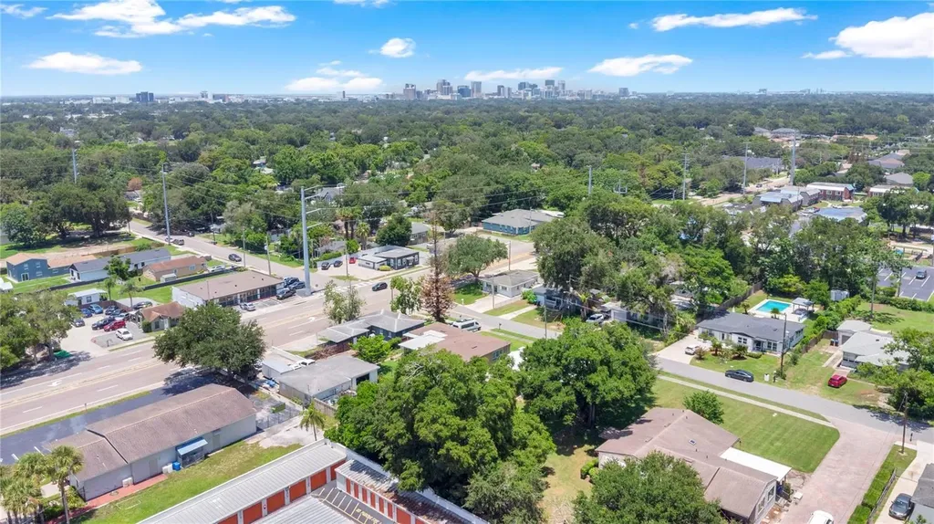 2418 E Jersey Avenue Orlando FL 32806