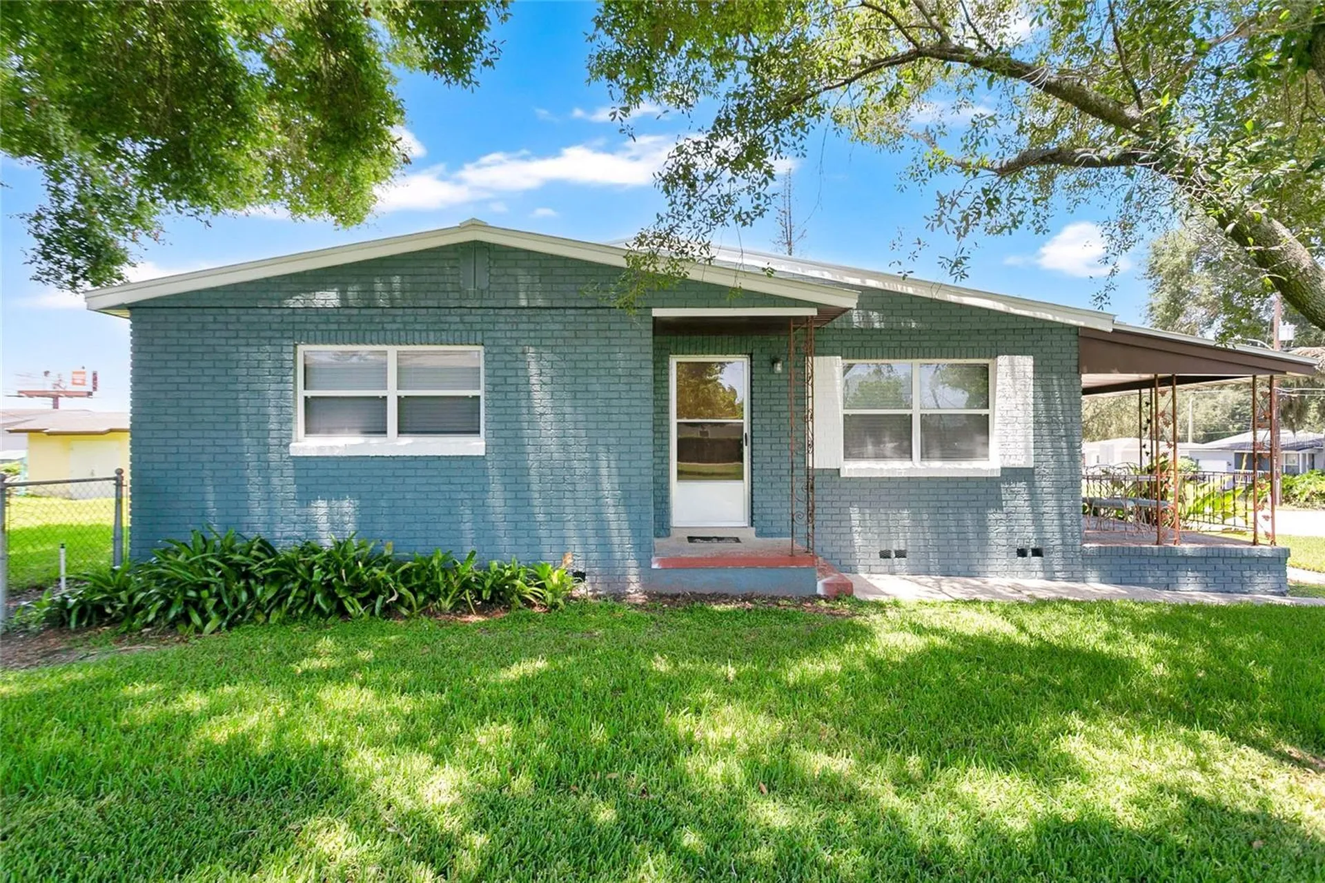 2418 E Jersey Avenue Orlando FL 32806