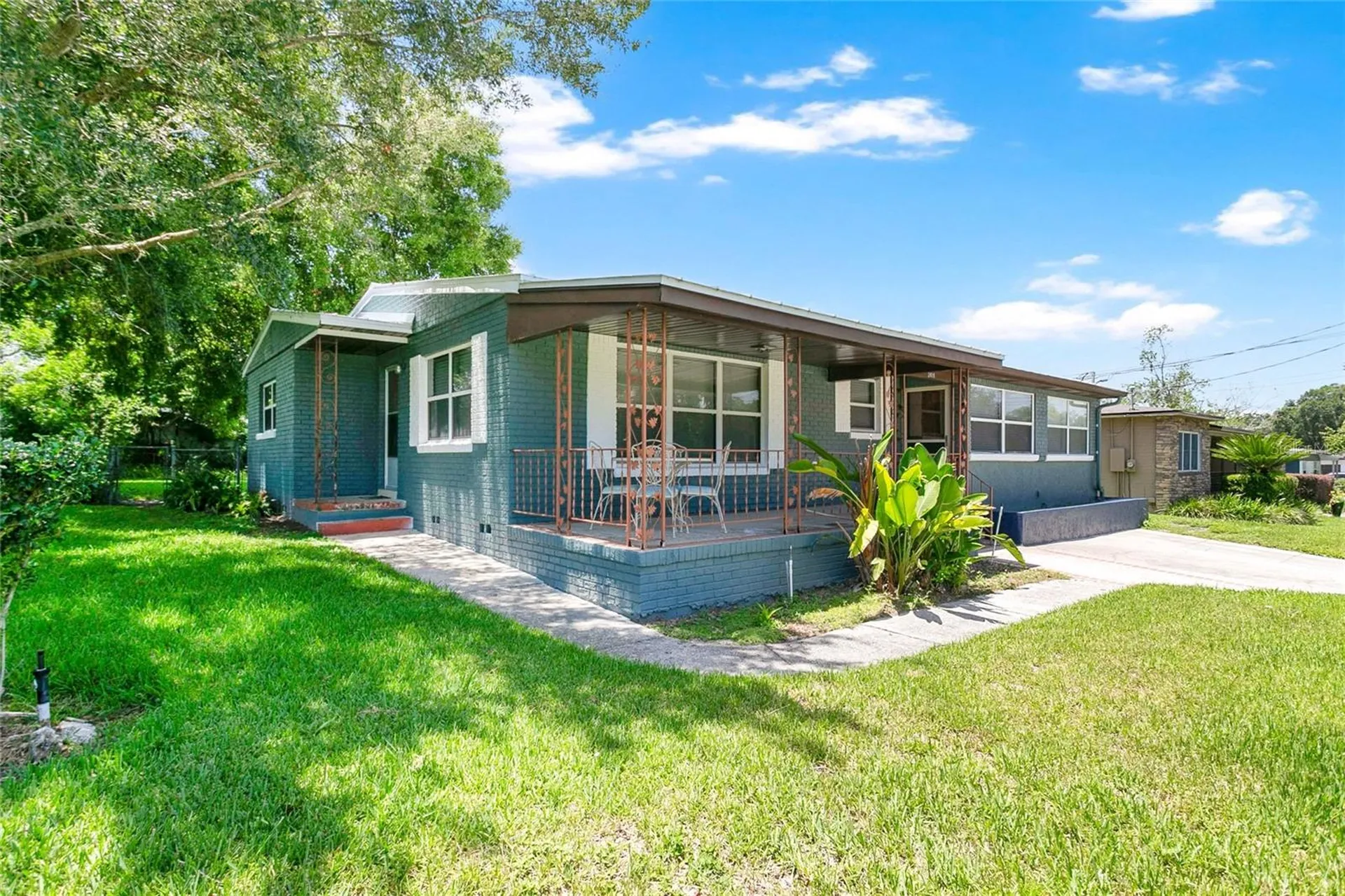 2418 E Jersey Avenue Orlando FL 32806
