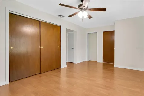 2418 E Jersey Avenue Orlando FL 32806