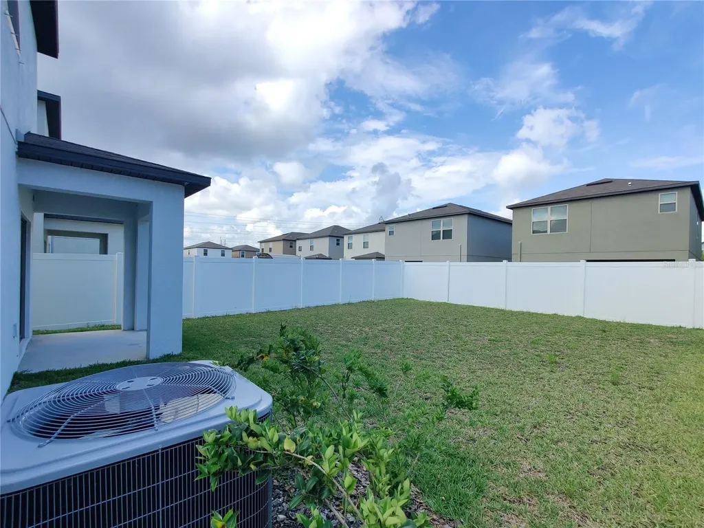 4710 Norman Oak Place Tampa FL 33619