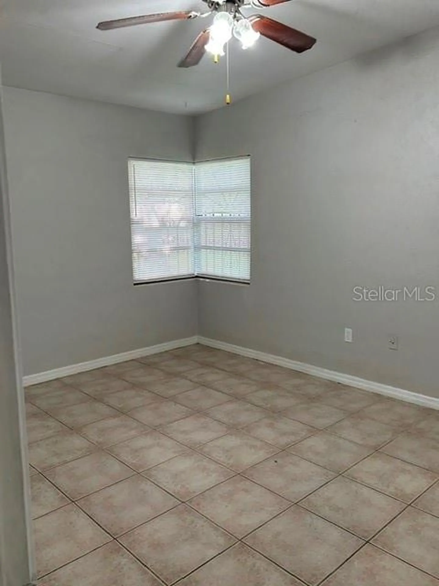 1915 Morning Drive Orlando FL 32809
