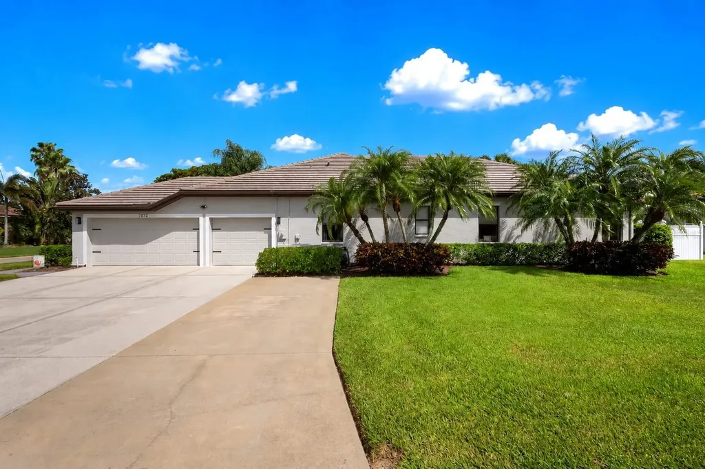 7572 Palmer Glen Circle Sarasota FL 34240