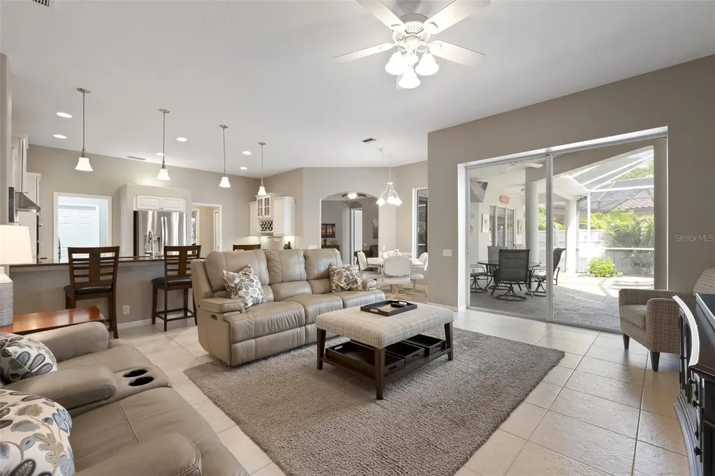 7572 Palmer Glen Circle Sarasota FL 34240