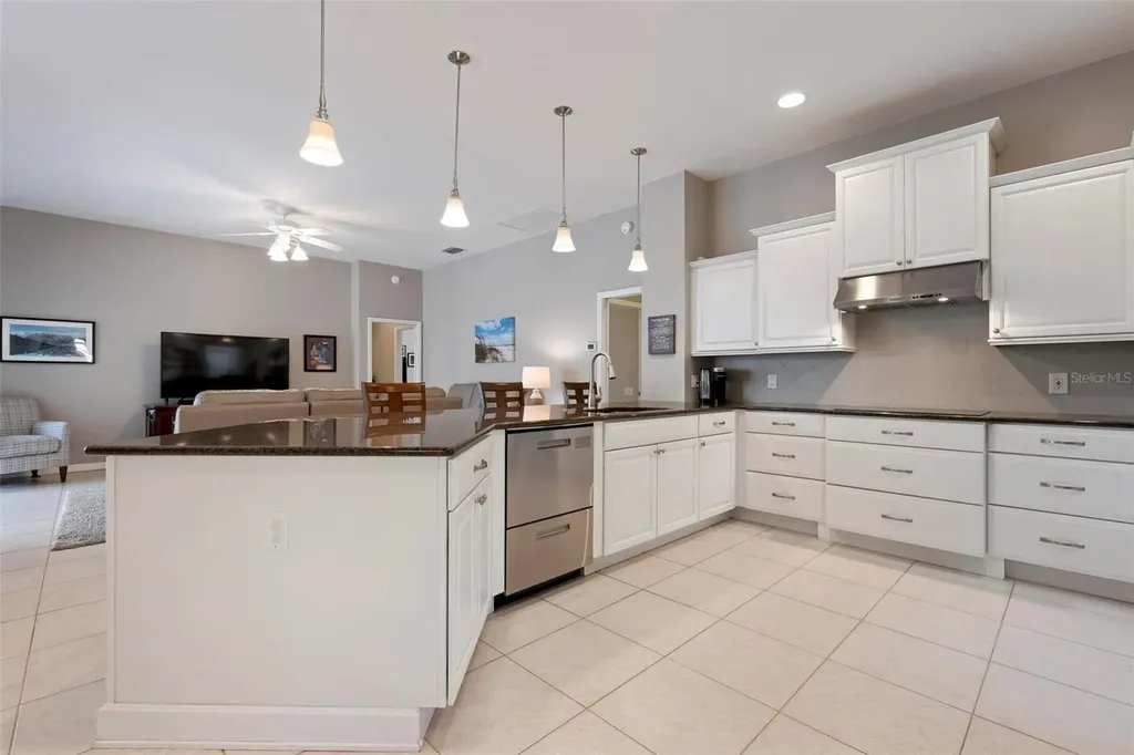 7572 Palmer Glen Circle Sarasota FL 34240