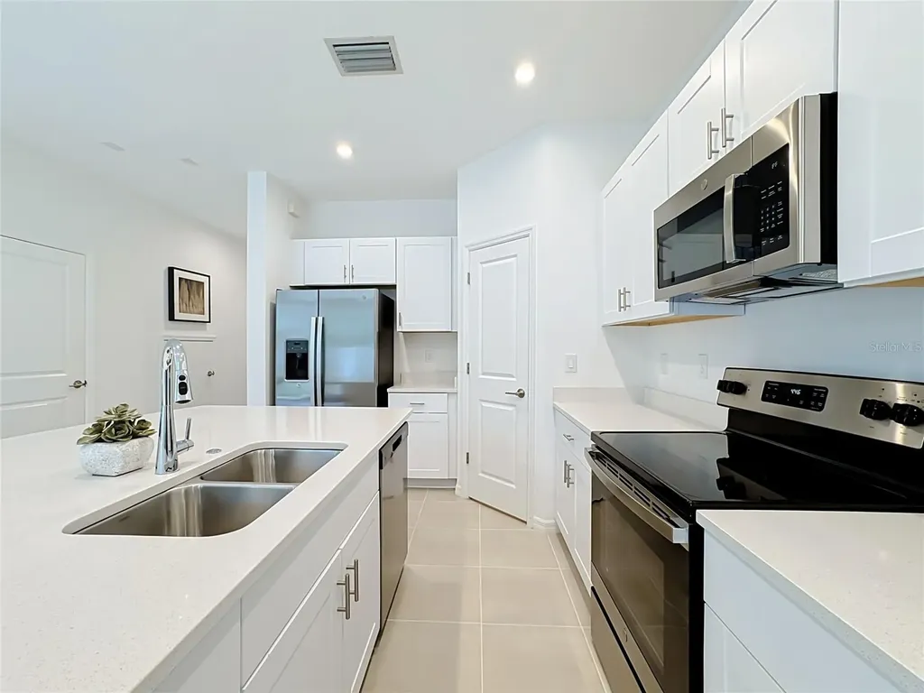 8429 Lunar Skye Street Sarasota FL 34241