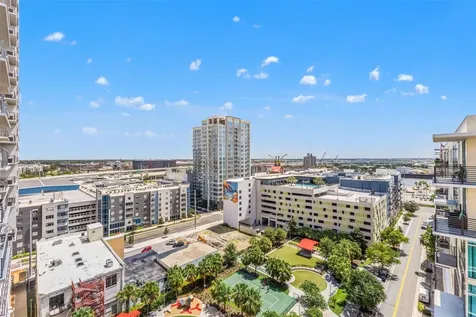 1120 E Kennedy Boulevard Tampa FL 33602