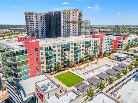1120 E Kennedy Boulevard Tampa FL 33602
