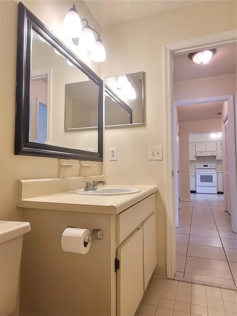 5323 11th St Circle E Bradenton FL 34203