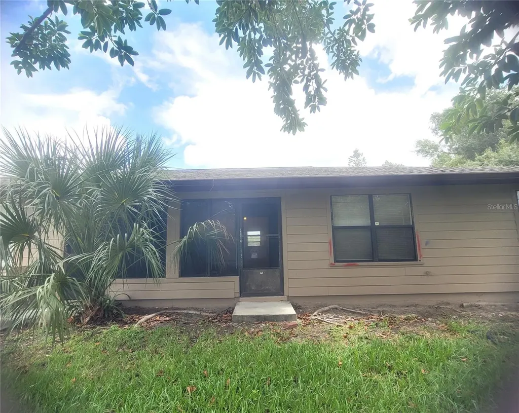 5323 11th St Circle E Bradenton FL 34203
