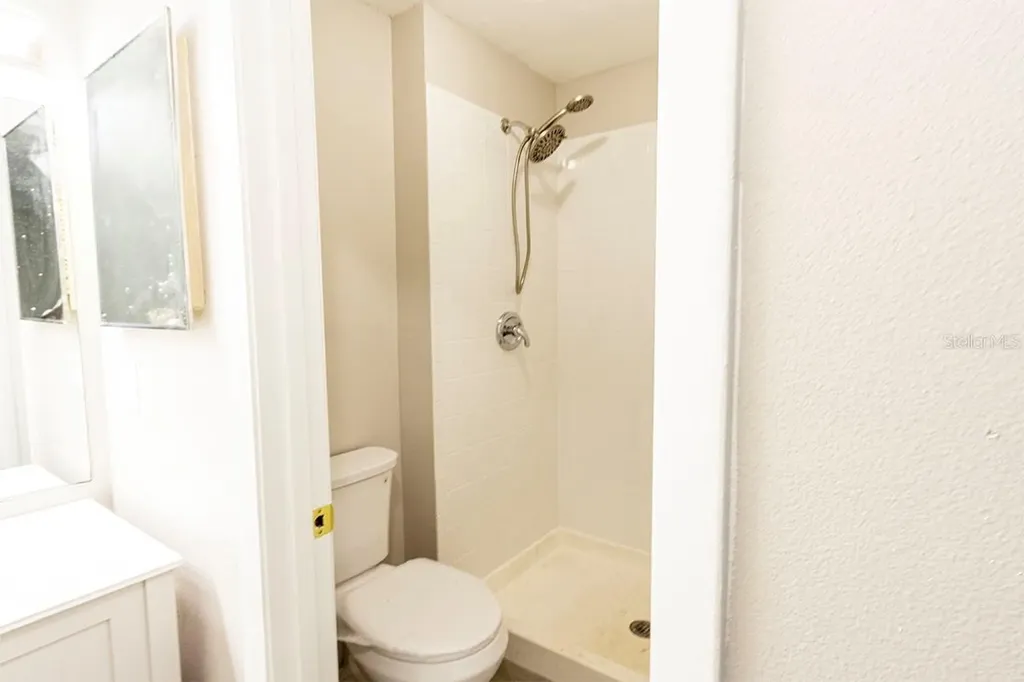 39132 County Road 54 Zephyrhills FL 33542