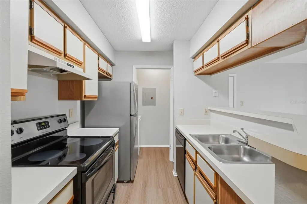 249 Afton Square Altamonte Springs FL 32714