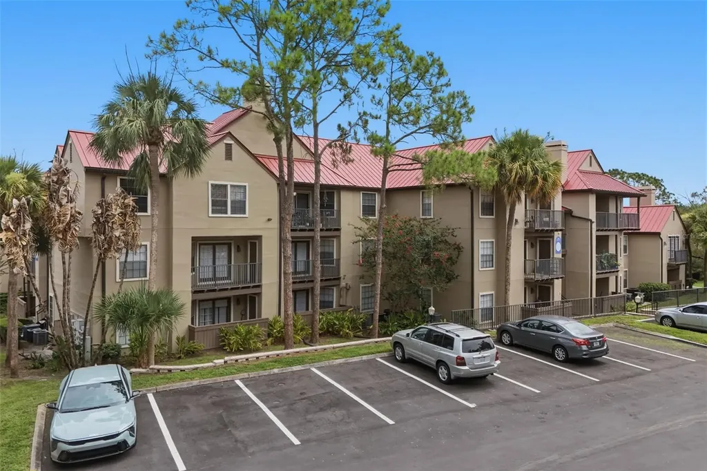 249 Afton Square Altamonte Springs FL 32714
