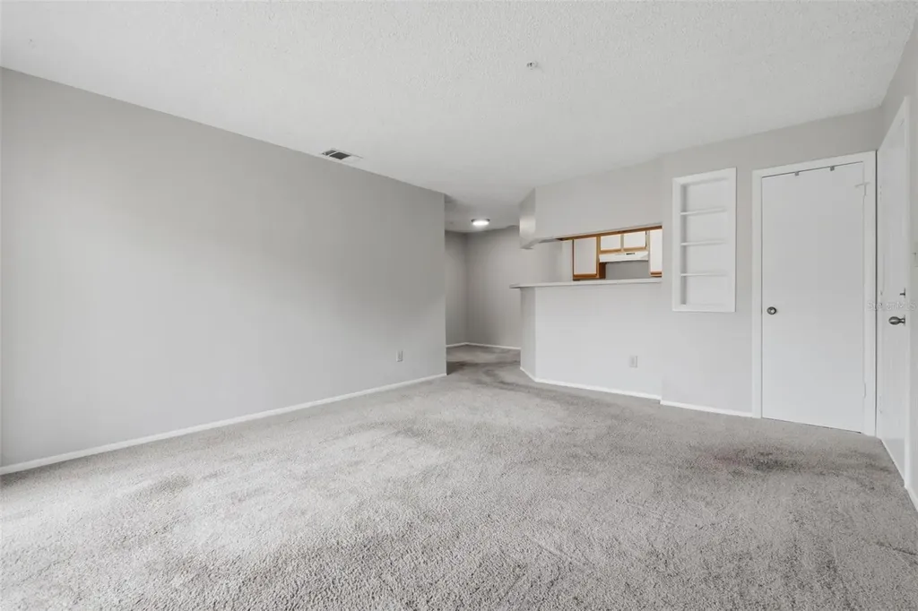 249 Afton Square Altamonte Springs FL 32714