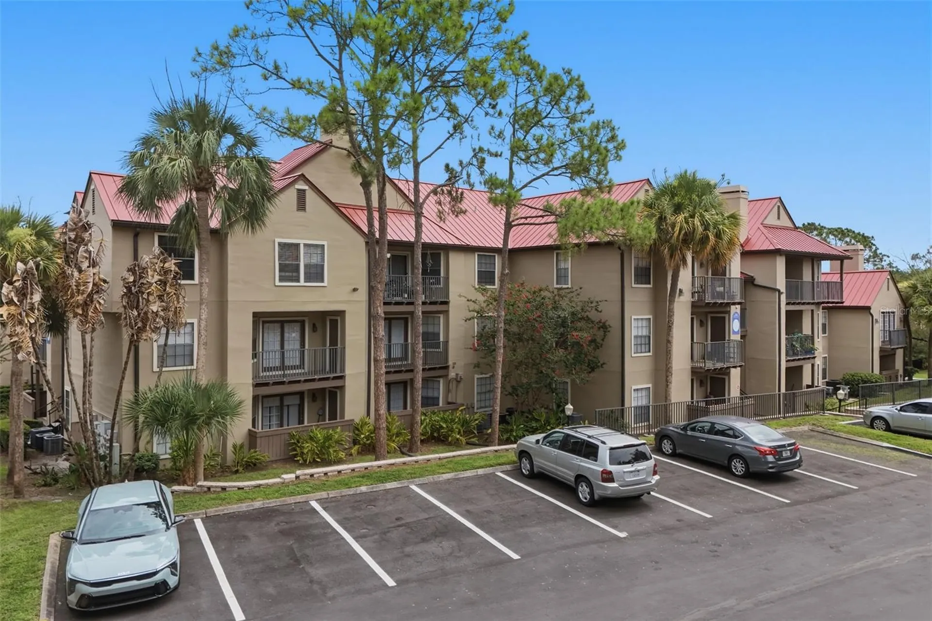 249 Afton Square Altamonte Springs FL 32714