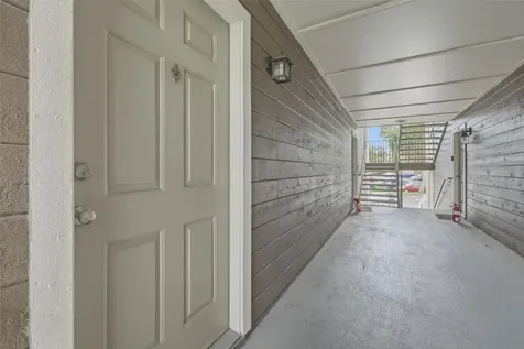 249 Afton Square Altamonte Springs FL 32714