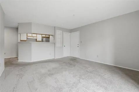 249 Afton Square Altamonte Springs FL 32714