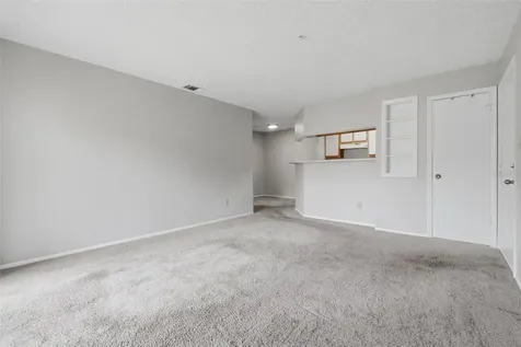 249 Afton Square Altamonte Springs FL 32714