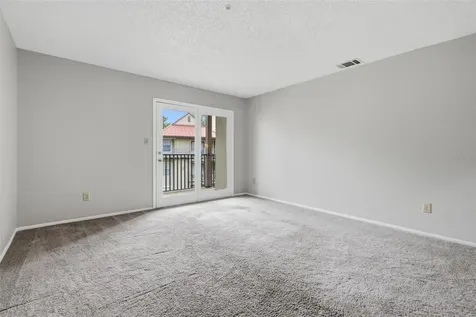 249 Afton Square Altamonte Springs FL 32714