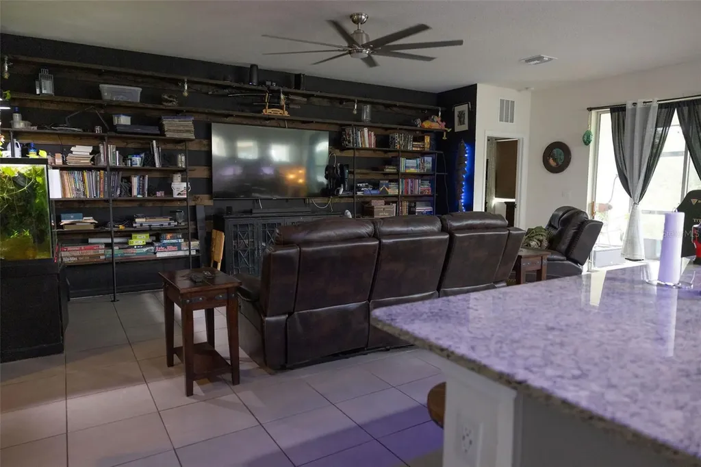 3852 Mossy Limb Court Palmetto FL 34221