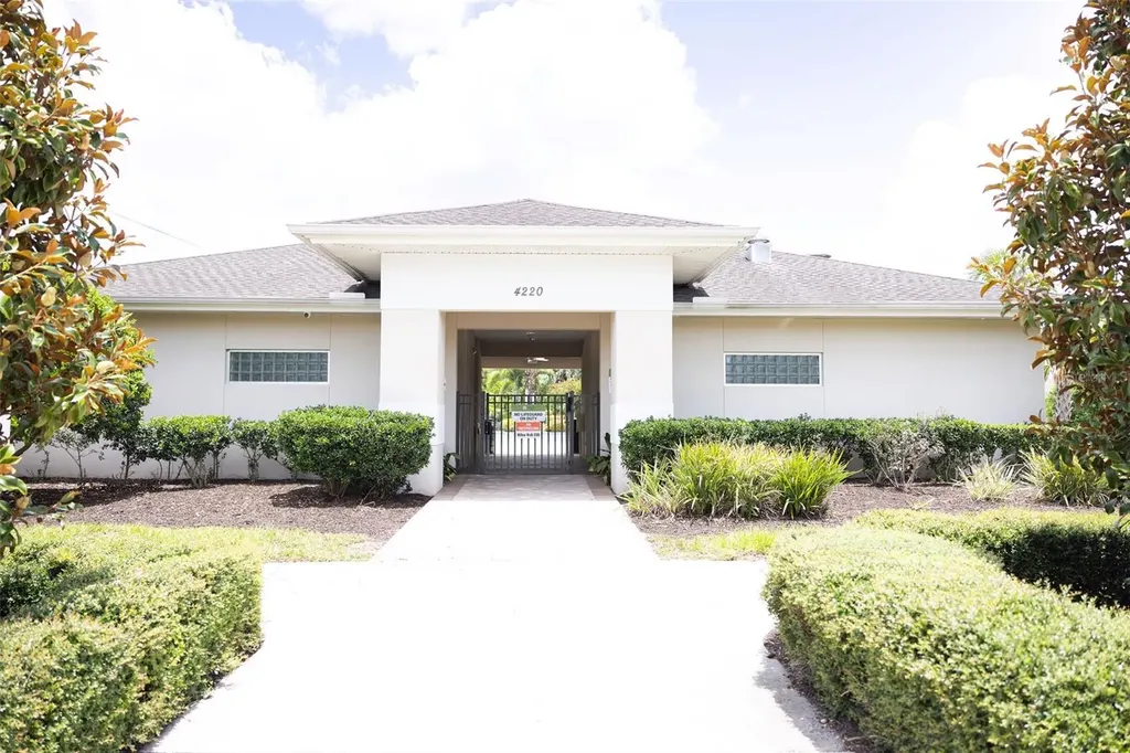 3852 Mossy Limb Court Palmetto FL 34221