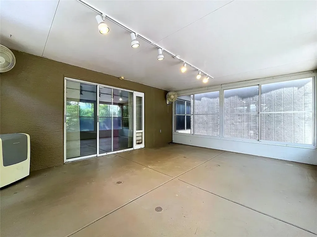 11109 Bramblebrush Street Tampa FL 33624
