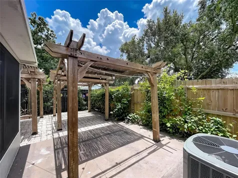 11109 Bramblebrush Street Tampa FL 33624