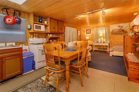 1909 N Lakewood Avenue Ocoee FL 34761