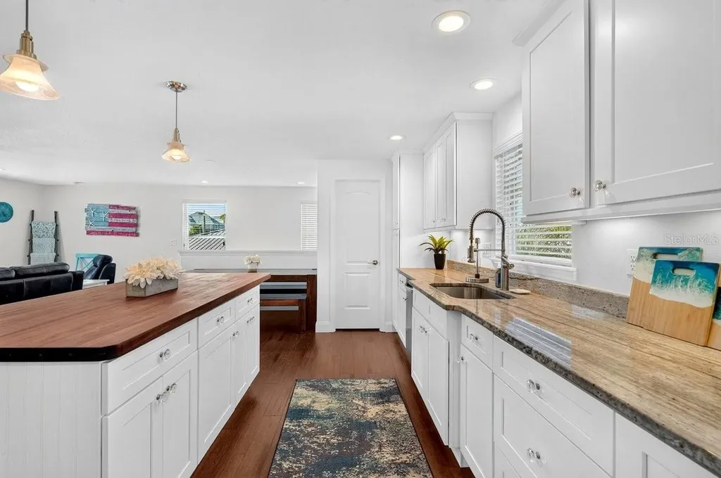 4717 S Atlantic Avenue New Smyrna Beach FL 32169