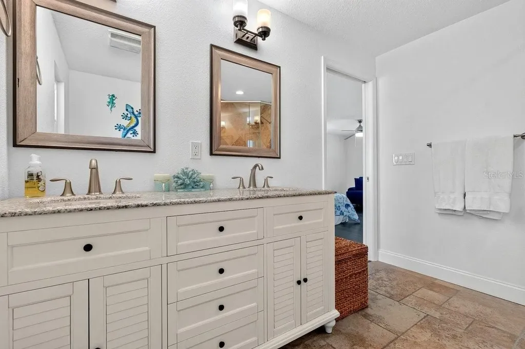 4717 S Atlantic Avenue New Smyrna Beach FL 32169