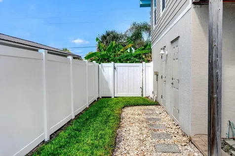 4717 S Atlantic Avenue New Smyrna Beach FL 32169