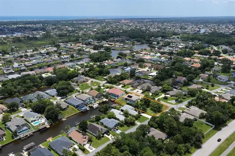 3 Cochran Lane Palm Coast FL 32137