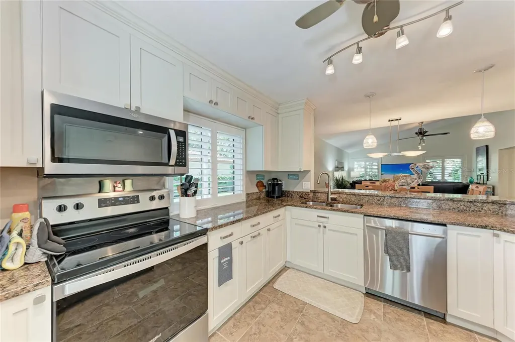 3406 Falcon Place Bradenton FL 34210