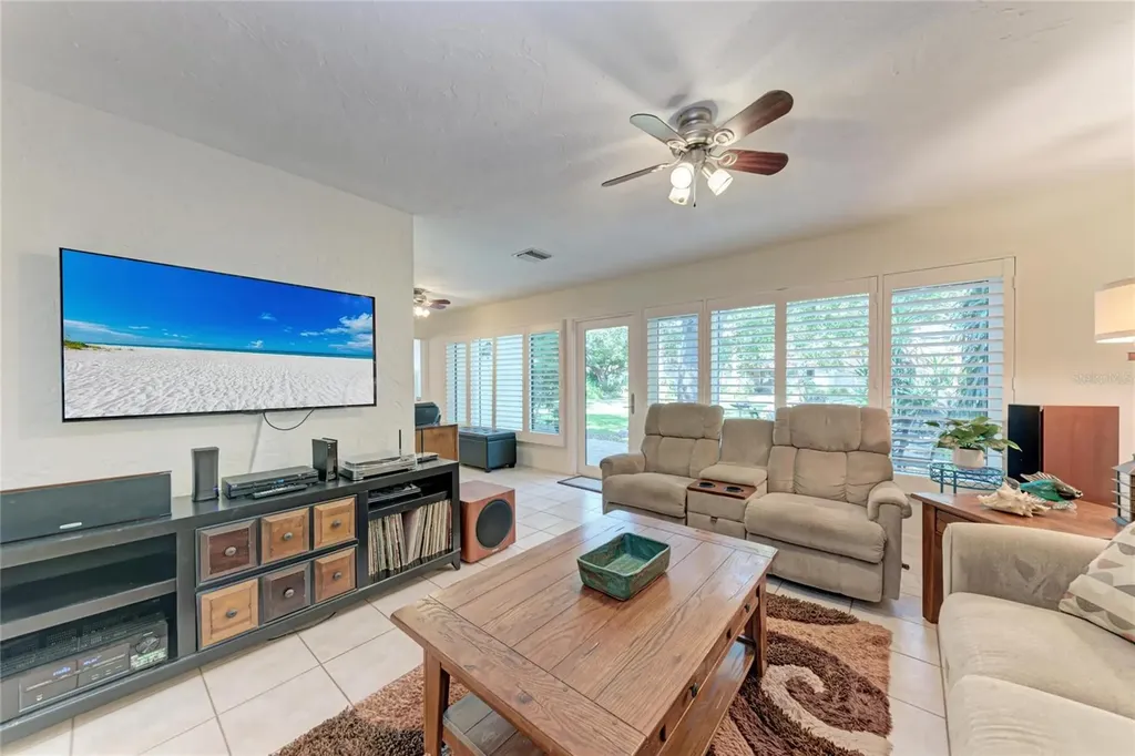 3406 Falcon Place Bradenton FL 34210
