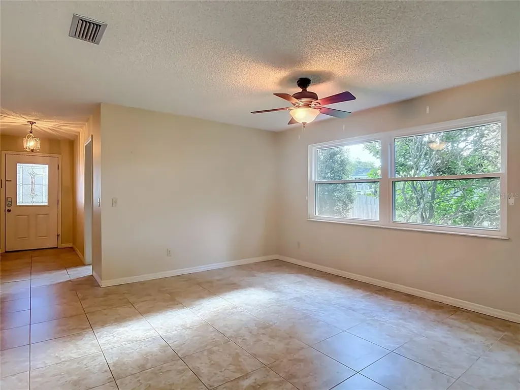474 W Oakwood Avenue Orange City FL 32763