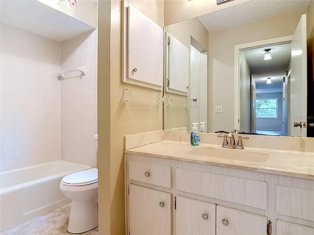 474 W Oakwood Avenue Orange City FL 32763