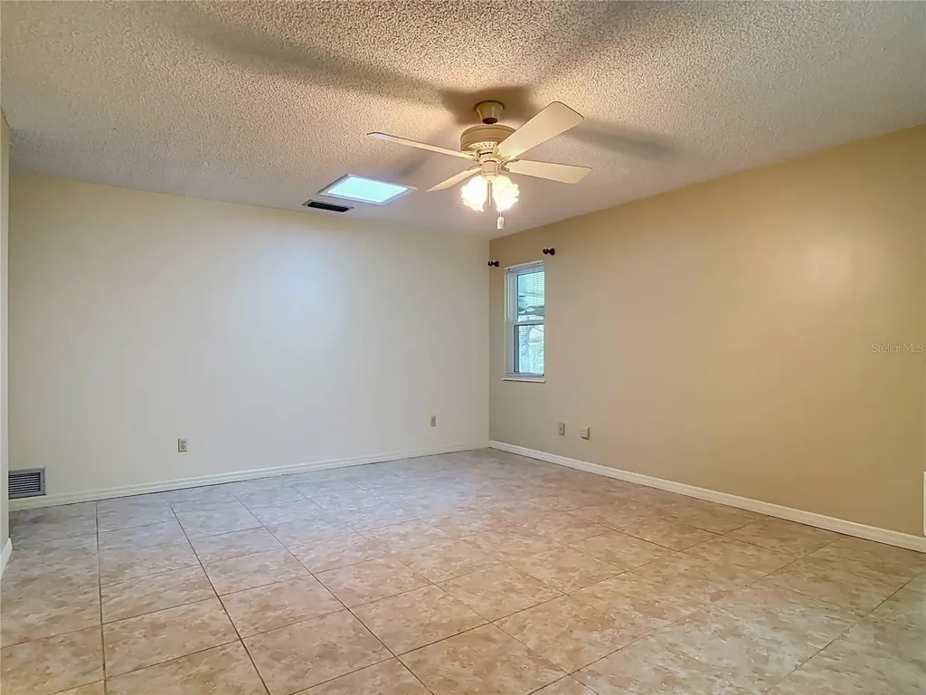 474 W Oakwood Avenue Orange City FL 32763