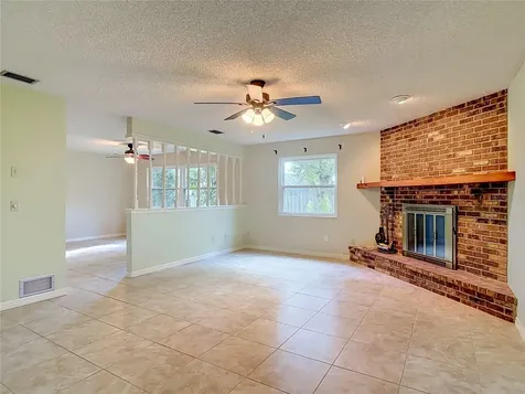474 W Oakwood Avenue Orange City FL 32763