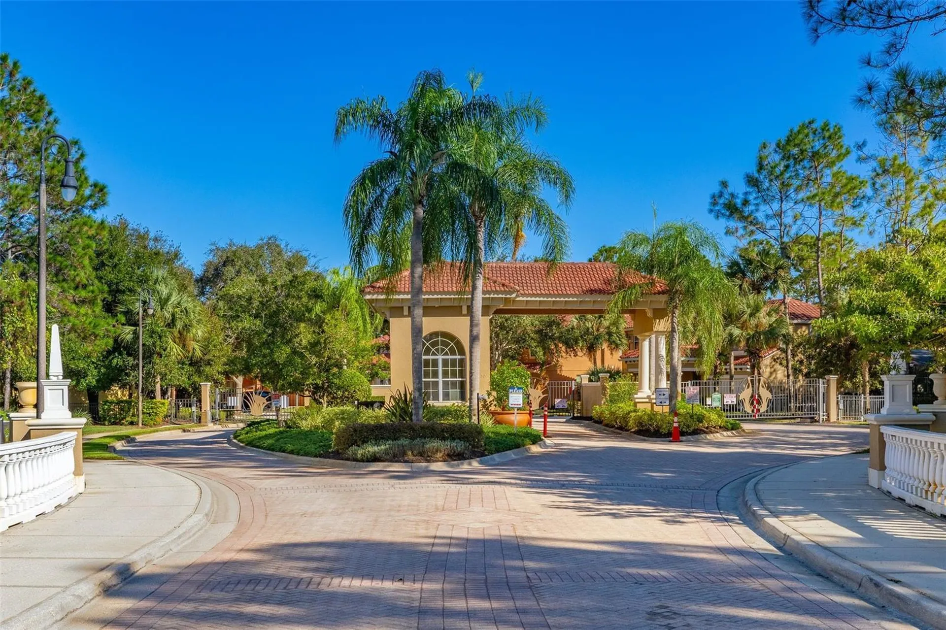 349 Yellow Snapdragon Drive Davenport FL 33837