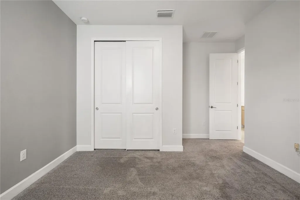 33875 Castaway Loop Wesley Chapel FL 33543