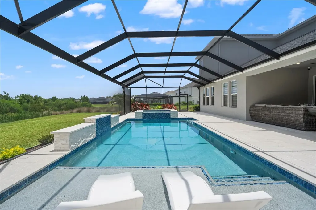 33875 Castaway Loop Wesley Chapel FL 33543