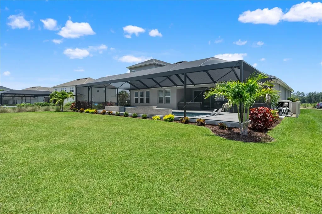 33875 Castaway Loop Wesley Chapel FL 33543