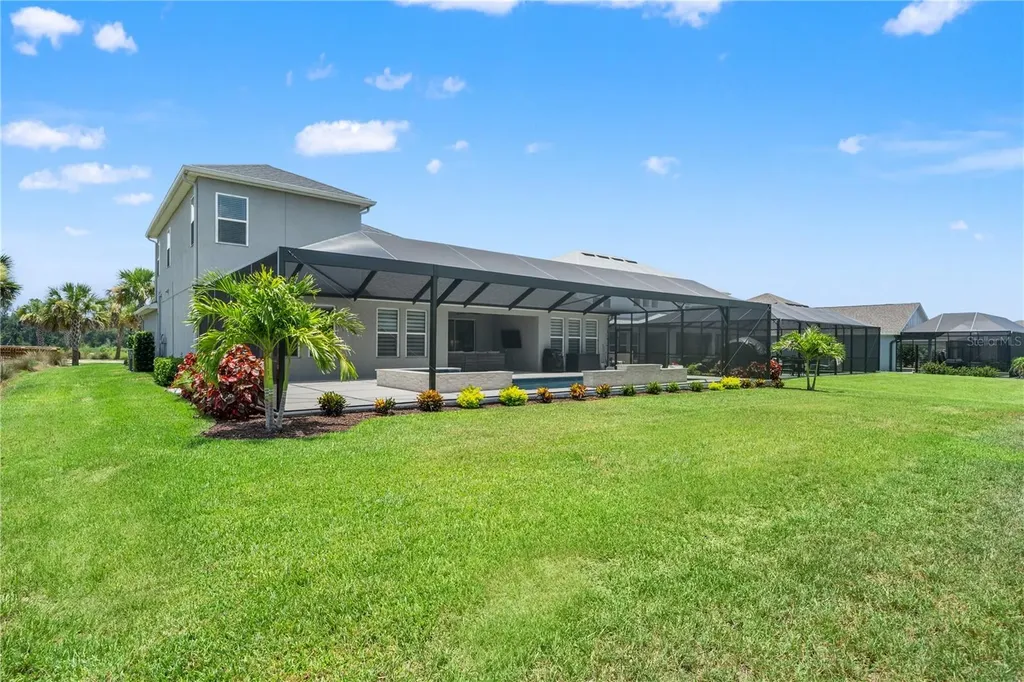 33875 Castaway Loop Wesley Chapel FL 33543