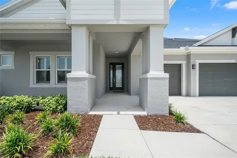 33875 Castaway Loop Wesley Chapel FL 33543